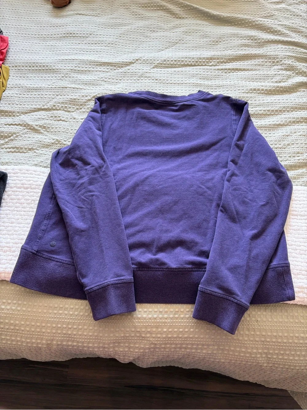 Lululemon Women's Purple Crewneck Sweatshirt - Classic Comfort
